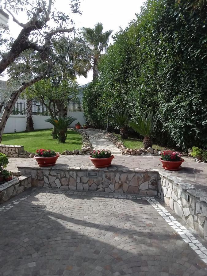 Villa Agata Forchia ภายนอก รูปภาพ