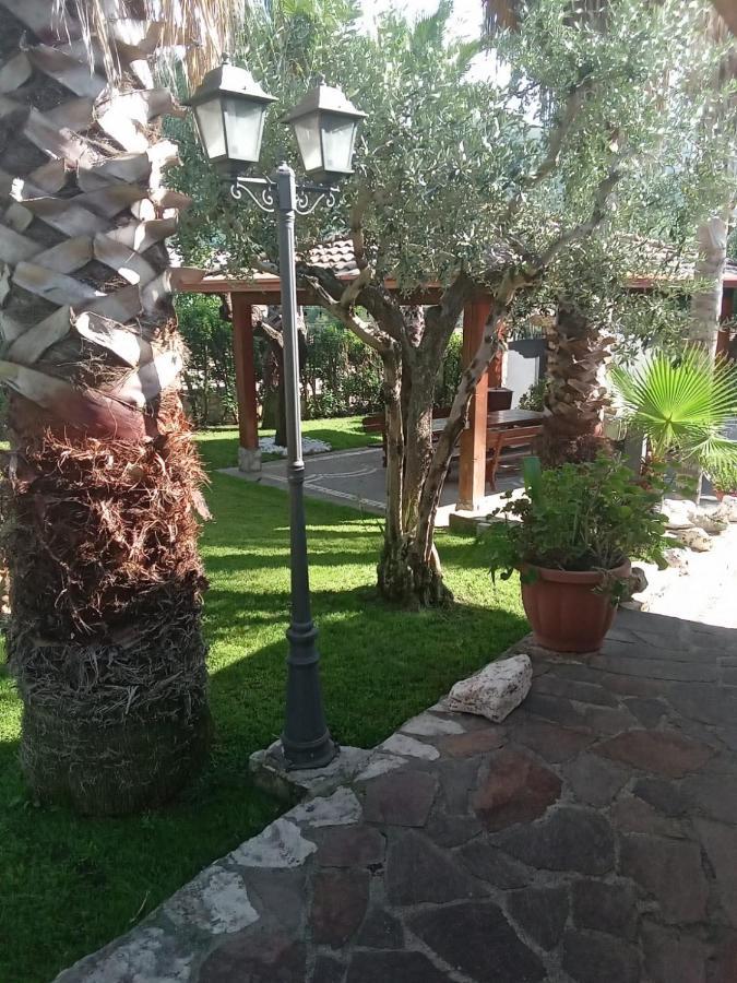 Villa Agata Forchia ภายนอก รูปภาพ