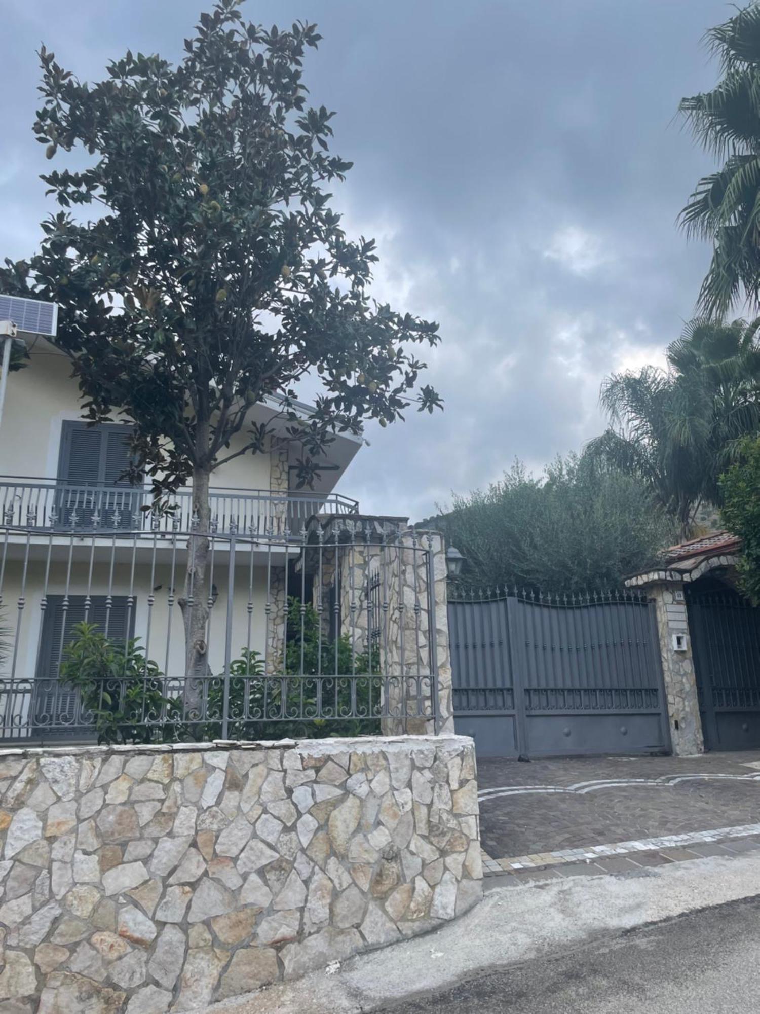 Villa Agata Forchia ภายนอก รูปภาพ